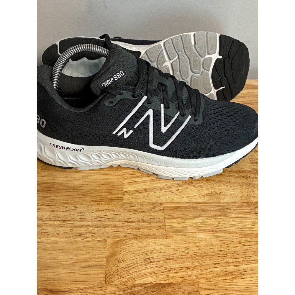 New Balance Fresh Foam X 880v13 Womens Running Shoes Black White W880K13 Size 9 - Picture 2 of 11